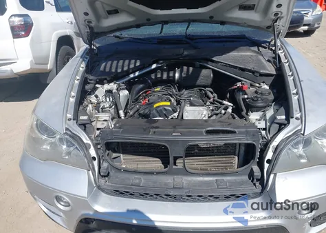 2012 BMW X5 xDrive35I/xDrive35I Premium/xDrive35I Sport Activity z USA, uszkodzony, nr VIN 5UXZV4C52CL752775